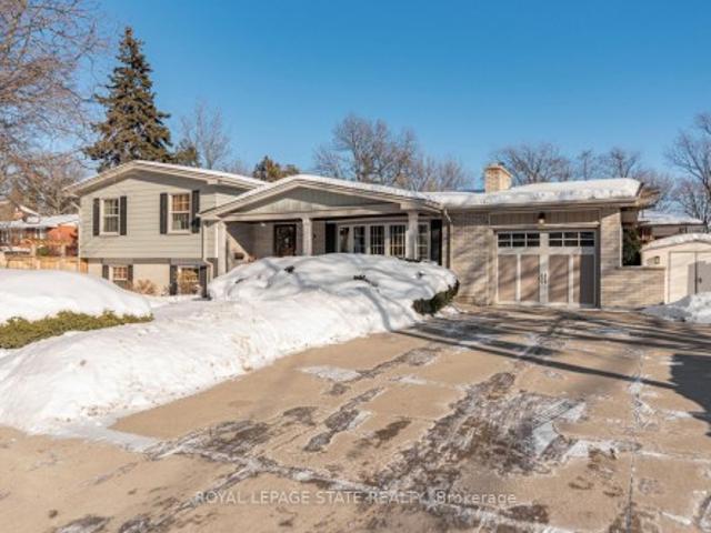 92 Auchmar Road, Hamilton, ON, L9C 1C5 house for sale | Listing ID X12812 | Royal LePage