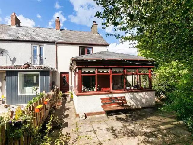 92 Carntall Road