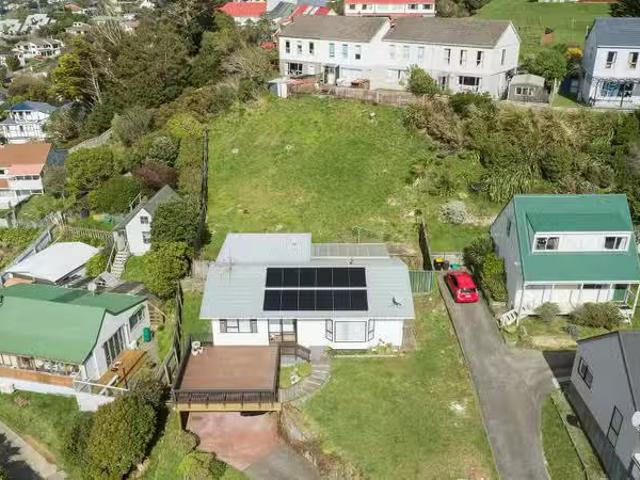 92 Cunliffe Street, Churton Park, Wellington City For Sale
