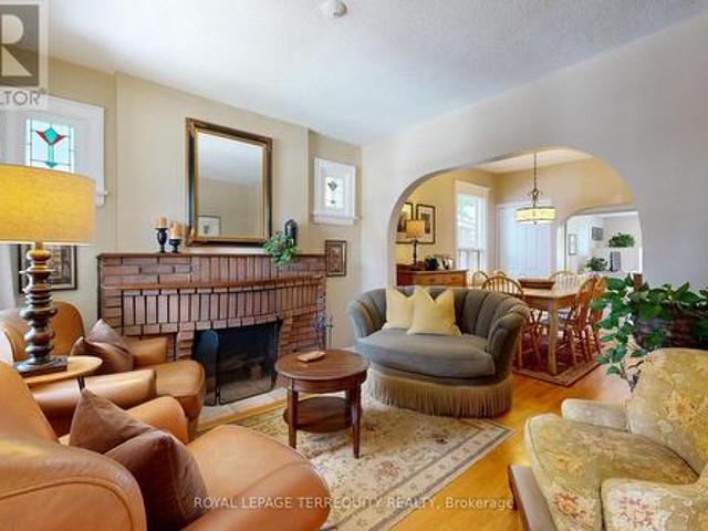 92 Eileen Avenue, Toronto, ON, M6N 1V4 house for sale | Listing ID W13449 | Royal LePage