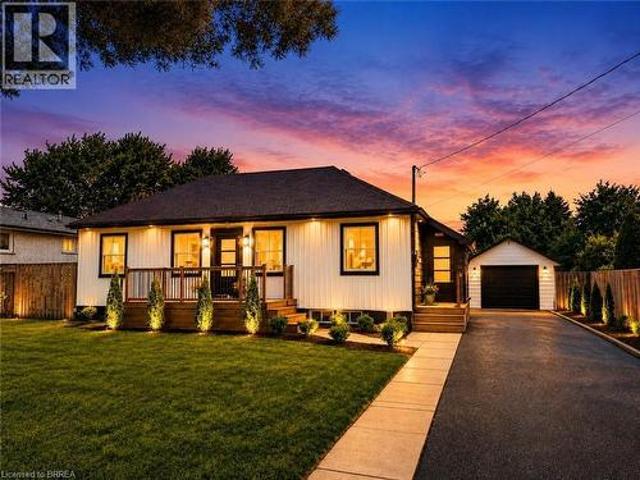 92 Fairview Drive, Brantford, ON, N3R 2W9 house for sale | Listing ID 40845 | Royal LePage
