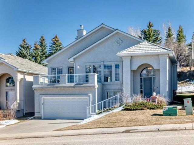 92 Hamptons Drive Nw, Calgary, AB, T3A 5P7 house for sale | Listing ID A2304 | Royal LePage