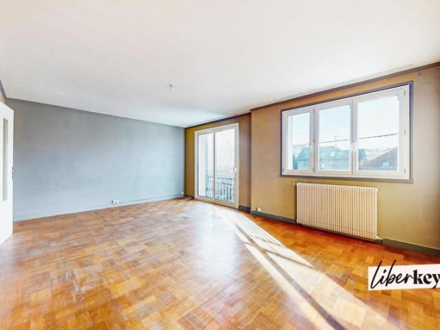 Dernier étage 92 m² + 48 m² Carrez aménageables – projet autorisé