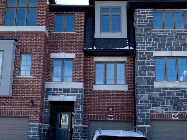 92 MONARCH WOODS DRIVE