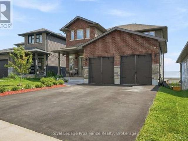 92 Northumberland Boulevard, Quinte West Murray Ward, ON, K8V 0L1 house for sale | Listing ID X13695 | Royal LePage