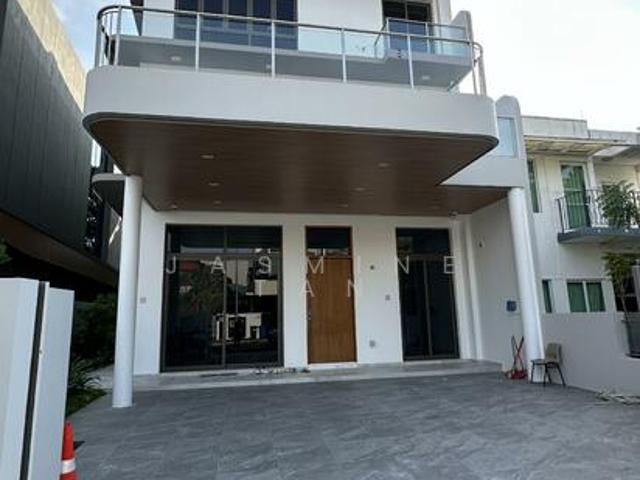 92B upper east coast road Semi Detached House For Sale, $11,880,000, 7 Bed 7 Bath 3,979 sqft $2,986.00 psf