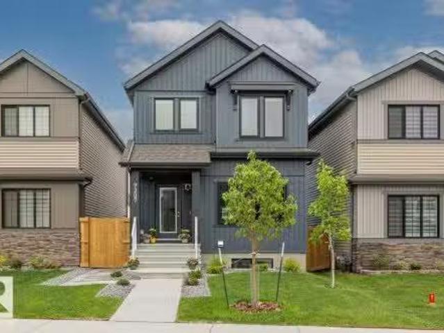 9307 221 Street, Edmonton, AB, T5T 6C9 house for sale Listi.