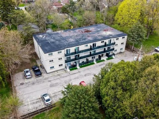 930 EAGLE Street N Unit# 20
