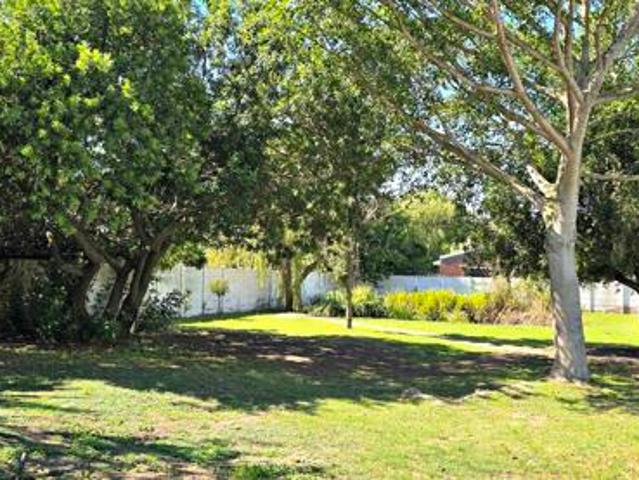 930 m² Land available in Swellendam