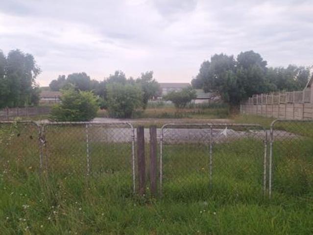 931 m² Land available in Cosmosrand