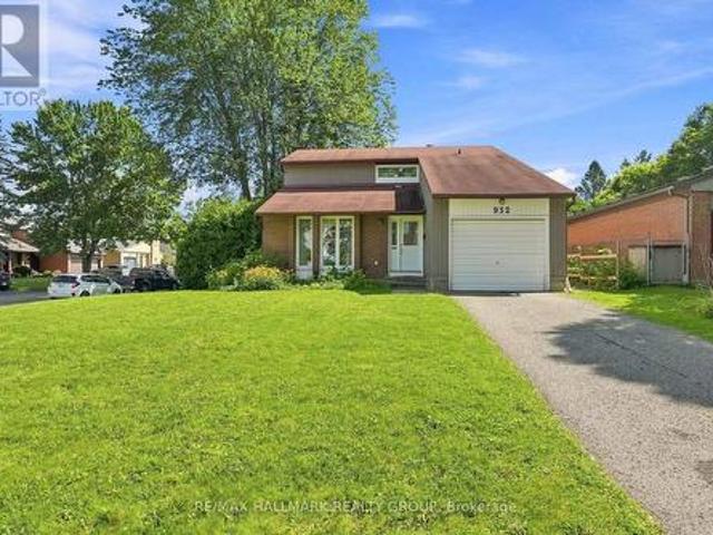 932 Beauclaire Drive, Ottawa, ON, K1C 2J3 house for sale | Listing ID X13683 | Royal LePage
