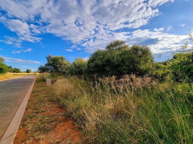 932 m² Land available in Vaal de Grace Golf Estate