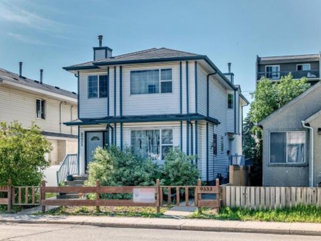 9333 A Avenue Nw, Edmonton, AB, T5H 0H3 townhouse for sale | Listing ID E4499 | Royal LePage