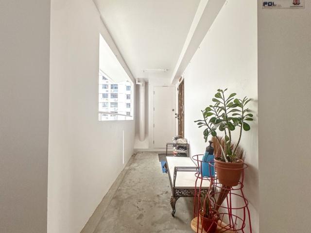 933A Hougang Avenue 9 HDB Apartment For Sale, $738,000, 3 Bed 2 Bath 990 sqft $745.00 psf