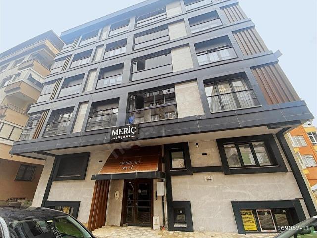 935 GÜNGÖREN HAZNEDARDA SATILIK SIFIR YAPI BAHÇEKAT DAİRE