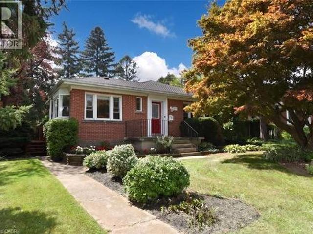 936 Boothman Avenue, Burlington, ON, L7T 1P6 house for sale | Listing ID 40856 | Royal LePage