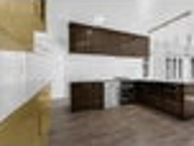 Home on Large Landholding Opportunity Awaits