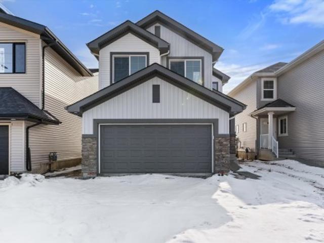 939 18 Avenue, Edmonton, AB, T6T 2X3 house for sale | Listing ID E4476 | Royal LePage