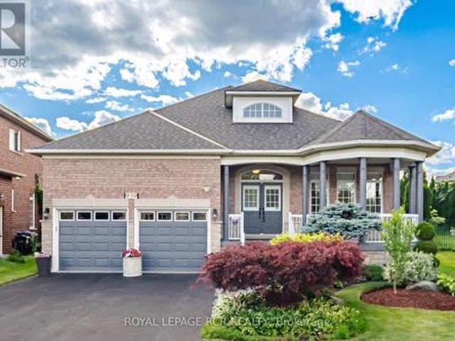 939 Brass Winds Place, Mississauga, ON, L5W 1T1 house for sale | Listing ID W13450 | Royal LePage