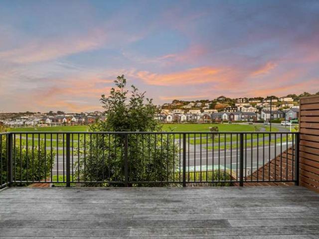 97 Bonair Crescent, Millwater, Rodney