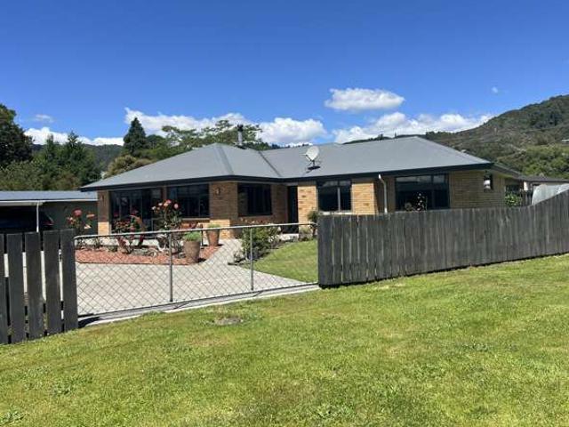 97 Broadway, Reefton, Buller