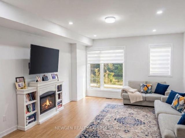 97 Cornell Rouge Boulevard, Markham | 4Beds/4Bath, Townhouse, $3,400/mo | Condos. Ca