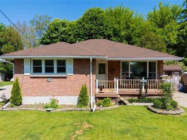 97 Grey Crescent, Sarnia, ON, N7S 2S3 house for sale | Listing ID 26019 | Royal LePage