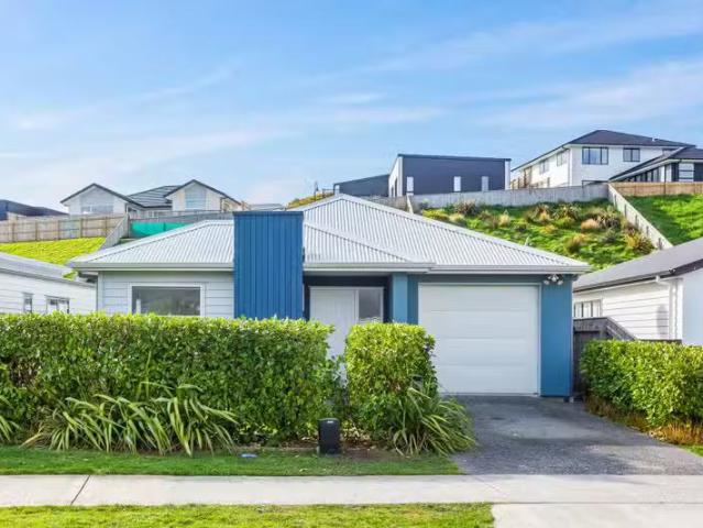 97 John Burke Drive, Aotea, Porirua City For Sale