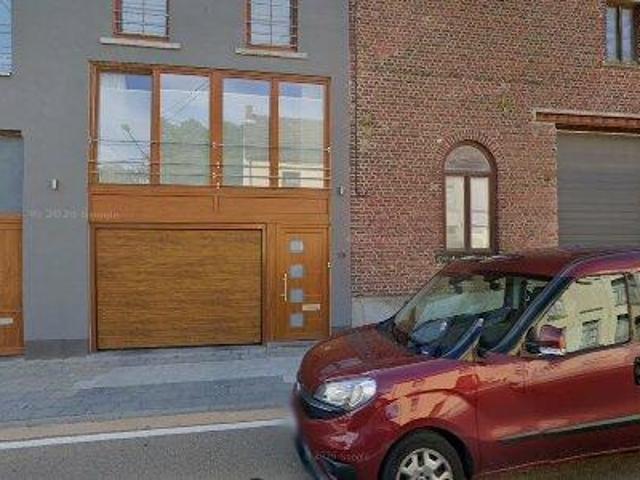 97 m2 apartment for rent in Genepiën