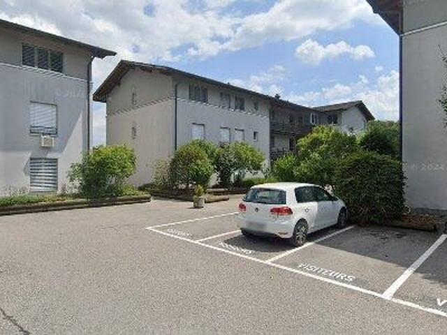 97 m2 apartment for rent in Saane
