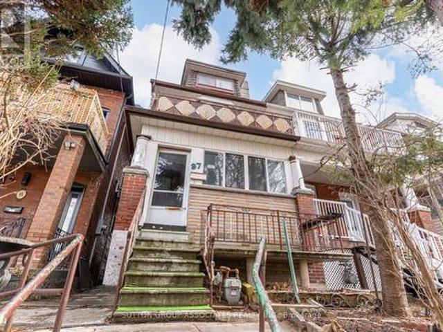 97 Pendrith Street, Toronto, ON, M6G 1R8 house for sale | Listing ID W12963 | Royal LePage
