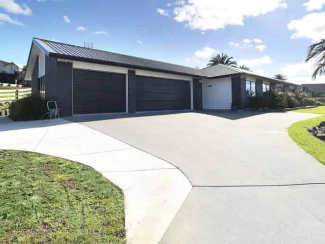 97 Solan Drive, Waimauku, Rodney