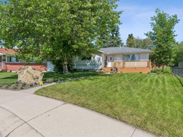 9403 Abbott Place Se, Calgary, AB, T2J 0Z7 house for sale | Listing ID A2324 | Royal LePage