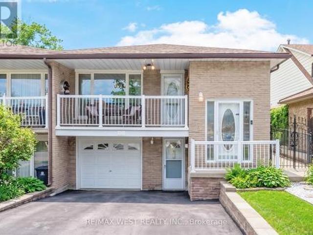 941 Stainton Drive, Mississauga, ON, L5C 1G2 house for sale | Listing ID W13170 | Royal LePage