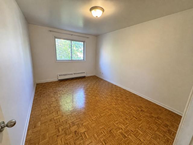 9431 LaSalle Apartments 1 Bedroom Apartment for Rent at 9431 Boul Lasalle, Montréal, QC H8R 2M8 LaSalle