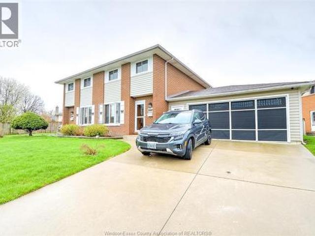 9445 Alten Drive, Windsor, ON, N8R 1V9 house for sale | Listing ID 26015 | Royal LePage