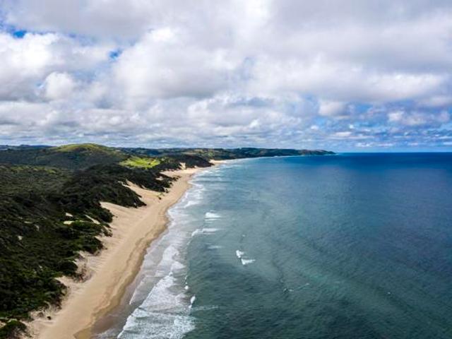 945 m² Land available in Chintsa East