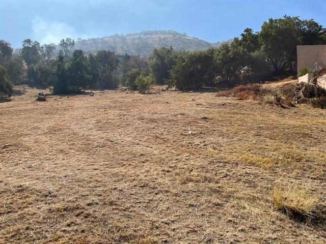946 m² Land available in Kosmos Ridge