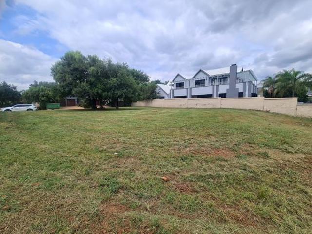 947 m² Land available in The Islands Estate