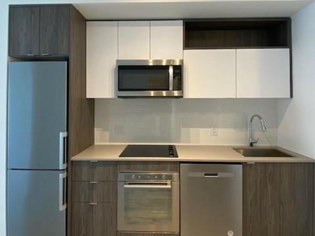 947 SW 121 Lower Sherbourne Street, Toronto | 1+1Beds/2Bath, Condo, $2,400/mo | Condos. Ca