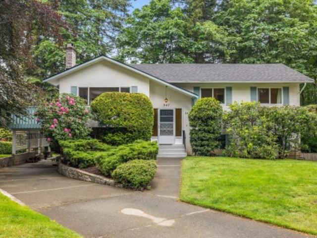 947 Peggy Anne Cres, Central Saanich, BC, V8M 1E5 house for sale | Listing ID 1038 | Royal LePage