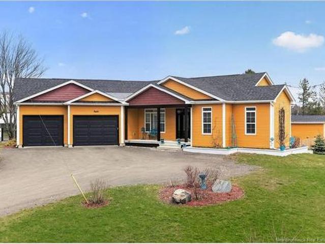 949 Elmwood Dr, Moncton, NB, E1H 2H1 house for sale | Listing ID NB137522 | Royal LePage