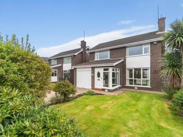 94 Trossachs Drive