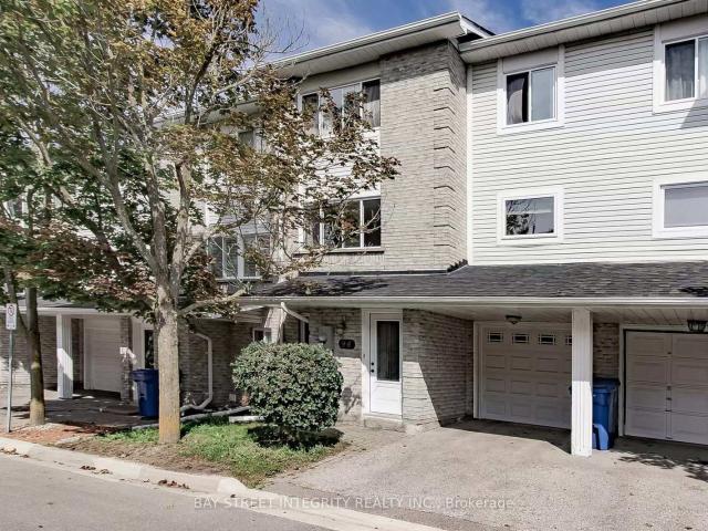 94 William Curtis Circle, Newmarket | 3Beds/2Bath, Townhouse, $2,850/mo | Condos. Ca
