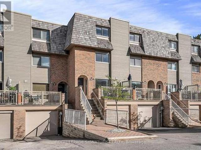 94 Dutch Myrtle Way, Toronto, ON, M3B 3K8 townhouse for sale | Listing ID C13454 | Royal LePage