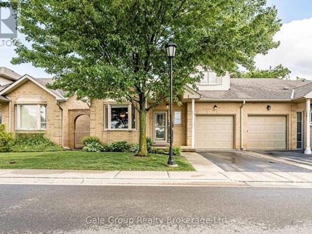 94 Greentrail Drive, Hamilton Twenty Place, ON, L0R 1W0 townhouse for sale | Listing ID X13466 | Royal LePage