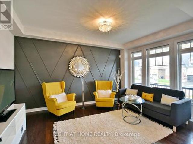 94 Kirby Avenue, Collingwood, ON, L9Y 4B6 house for sale | Listing ID S13645 | Royal LePage