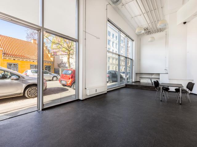 94 m2 butik/klinik til leje i Skolegade, Spinderiet i Valby