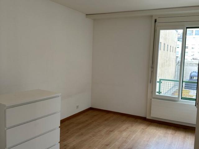 94 m²