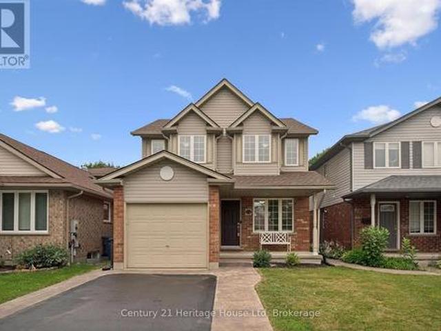 94 Milson Crescent, Guelph Kortright Hills, ON, N1C 1G6 house for sale | Listing ID X13571 | Royal LePage